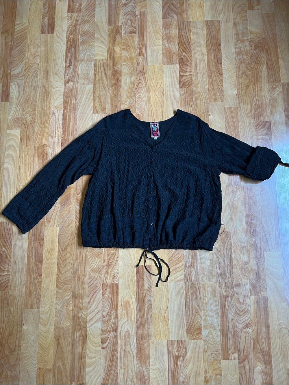 Johnny Was Black Eyelet Button Front Drawstring Peasant Blouse - Picture 5 of 10